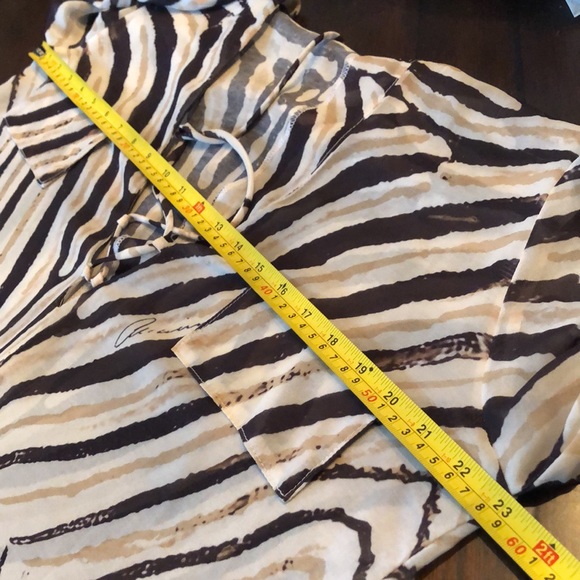 ✨Ramona LaRue Chiffon Balloon sleeve sheer cross tied abstract print overblouse - Picture 11 of 12